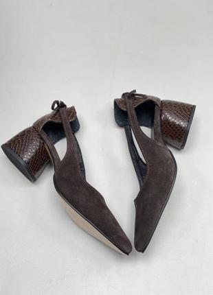 Екслюзивні туфлі лодочки з італійської шкіри та замші жіночі3 фото