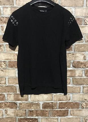 Футболка жіноча чорна з нестандартними рукавами кільцями booho