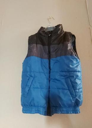 Жилет, безрукавка 128 р.