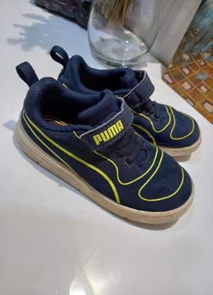 Фирменные детские кроссовки puma