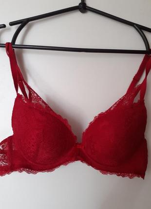 Бюстгальтер