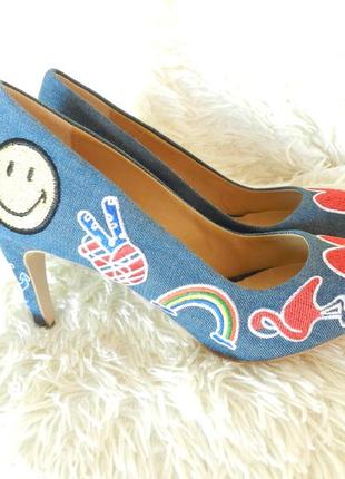 ✅ джинсовые туфли с патчами и вышивкой на низком каблучке , на узкую ножку , смотрите замерчики зам