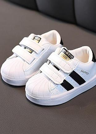 ✍🏻стильні кросівки на малюків