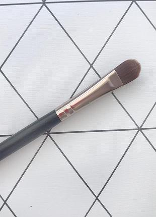 Кисть/пензлик для тіней чорна для макіяжу пензлик