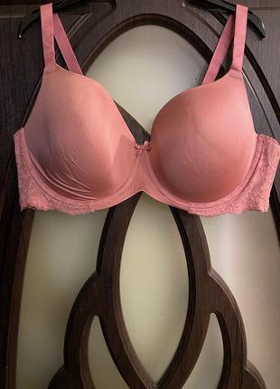 Шикарний, базовий, бюстгальтер, пудрового кольору, від бренду: george 🌺