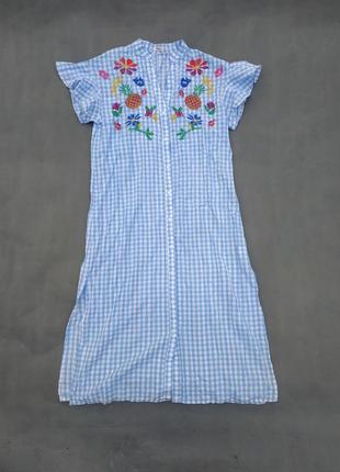 Хлопковое прямое платье миди с вышивкой размер м/л
