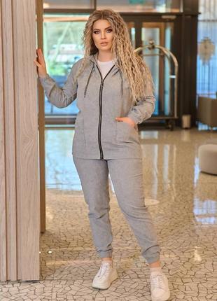 Стильний прогулянковий брючний вельветовий костюм