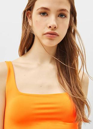 Укорочений топ bershka