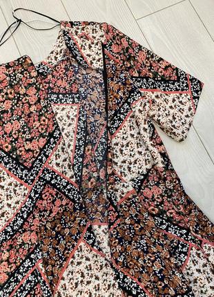 Сукня в квітковий принт з натуральної тканини від f&f8 фото