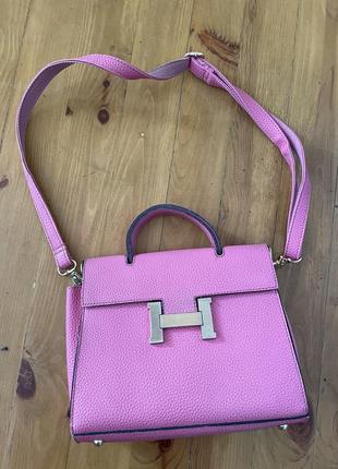 Розовая сумочка малиновая с ремешком3 фото