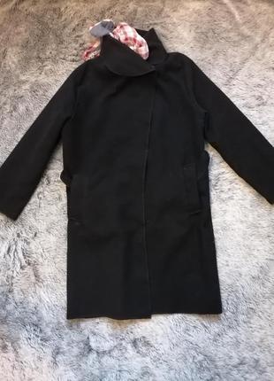 Легке пальто, тренч.