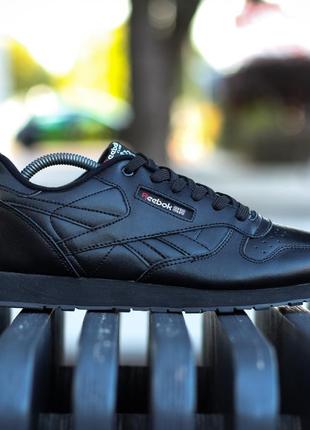 Мужские кроссовки reebok classic, мужественные кроссовки рыбок класссик8 фото