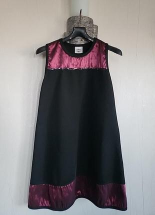 Маленькое черное платье