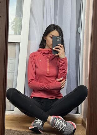 Спортивная кофточка nike dri-fit размер s