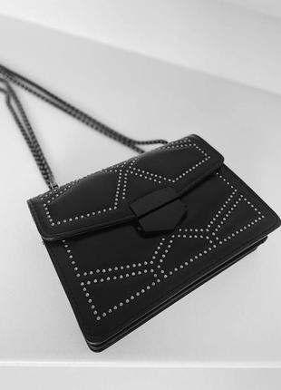 Женская сумочка с металлической цепочкой3 фото