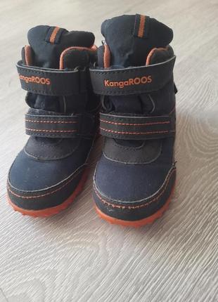 Фирменные ботинки для мальчика