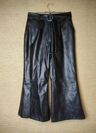Черные кожаные брюки кюлоты клеш экокожа3 фото