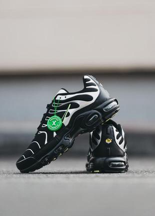 Мужские кроссовки nike air max plus tn+ black silver 40-42-43-44