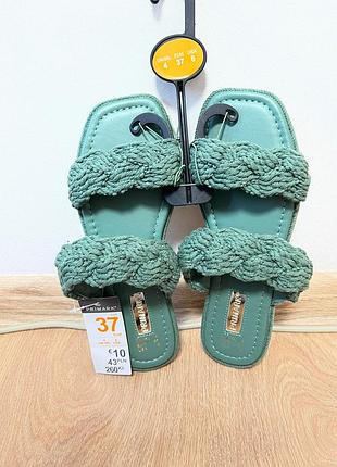 Розмір 37, по стельці 24 см.