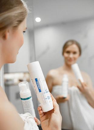 Тонік з pha - кислотою для делікатного відновлення renew aqualia. об'єм 250 мл.