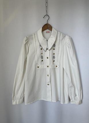 Белая баварская тирольская блузка винтаж с вышивкой крестиком3 фото