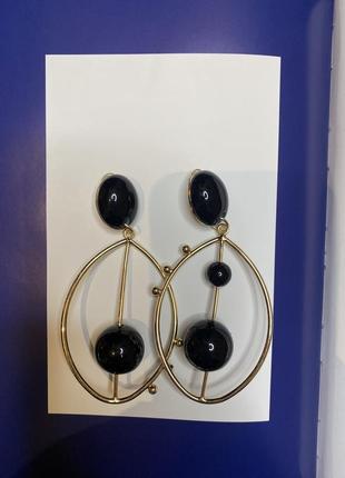 Сережки essentiel antwerp