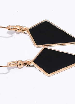 Серьги геометрия черные