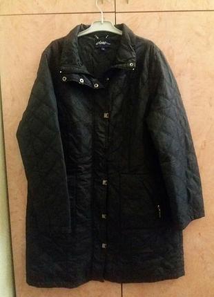 Классная стеганная длинная курточка