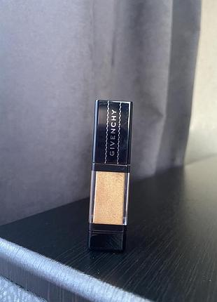 Givenchy b7691 taille