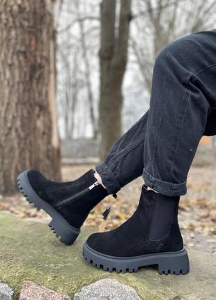 Чудові замшеві черевики жіночі чорні2 фото