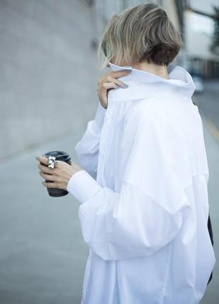 Стильна жіноча сорочка вільного крою 5а13 біла7 фото