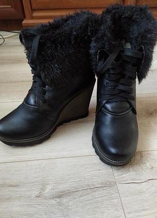 Черевики на танкетці хутро бу зима