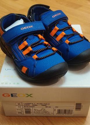 Закриті сандалі geox 30 р