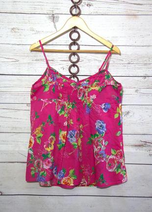 Красива майка-топ в квітковий принт вільного фасону uk20