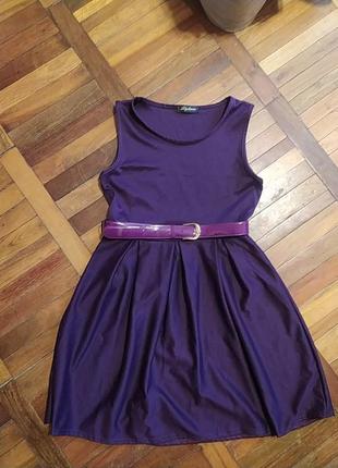 Платье фиолетовое до колен