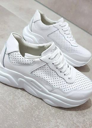 Идеальные кроссовочки натуральная кожа