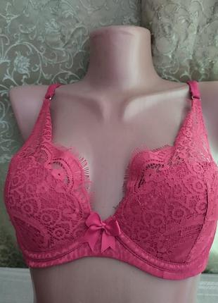 Бюстгальтер