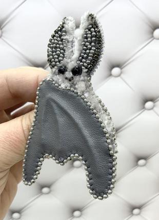 Брошка маленький кажанчик