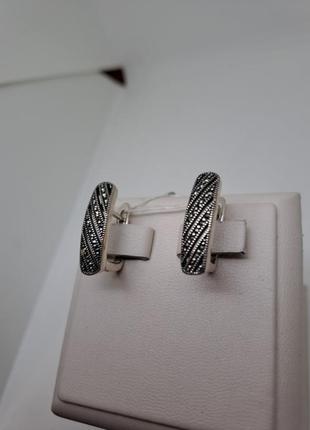 Сережки с марказитом