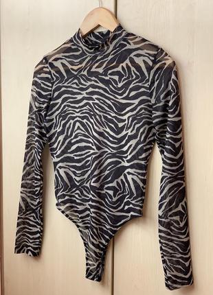 Класне прозоре боді в анімалістичний принт від bershka