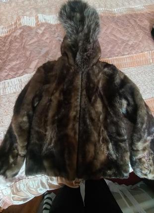 Шубка на дівчину