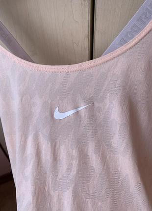 Легка майка з відкритою спинкою від бренду nike оригінал8 фото