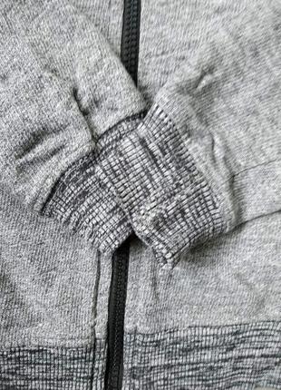 Практичный свитер на молнии peplo. рост 116 см.двухнутка6 фото