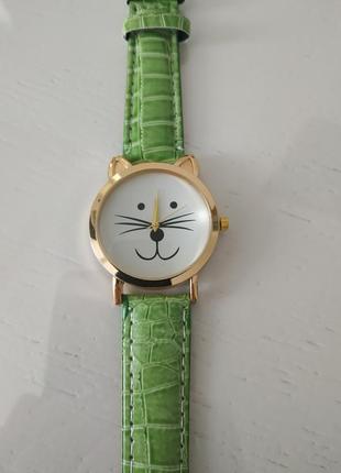 Годинник жіночий