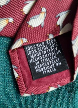 Итальянский шелковый брендовый бордовый галстук от tie rack пингвины животного птицы3 фото