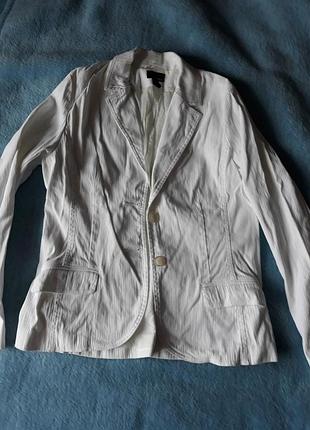 Белый вельветовый жакет, пиджак