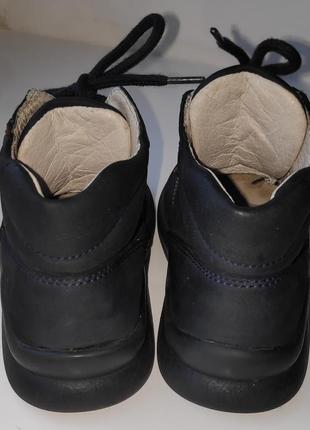 Детяческая обувь hush puppies. 2