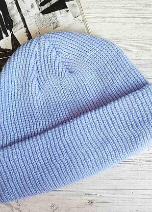 Коротка шапка в'язана міні біні блакитний.