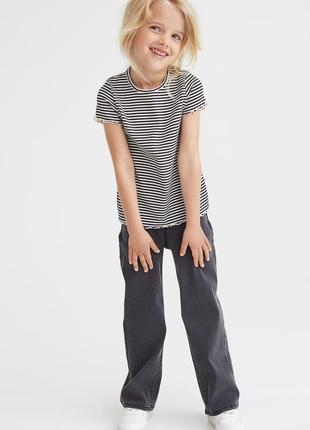 Детские серые джинсы на резинке свободного кроя для девочки