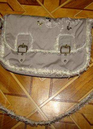 Оригинальная сумка (мех+плотный текстиль+вышивка)2 фото